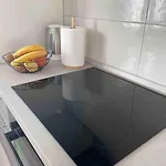 Toni דירה סקארדין